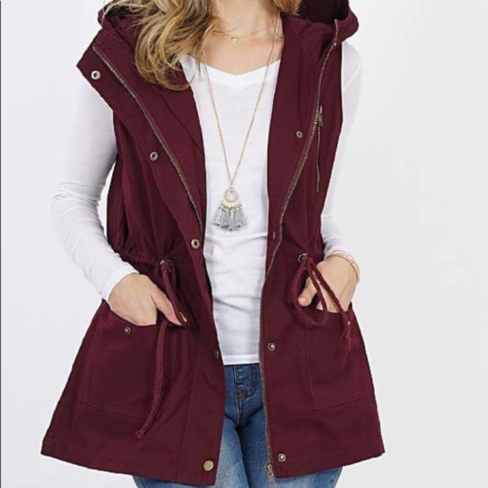 Burgundy Hooded Military Pocket Vest